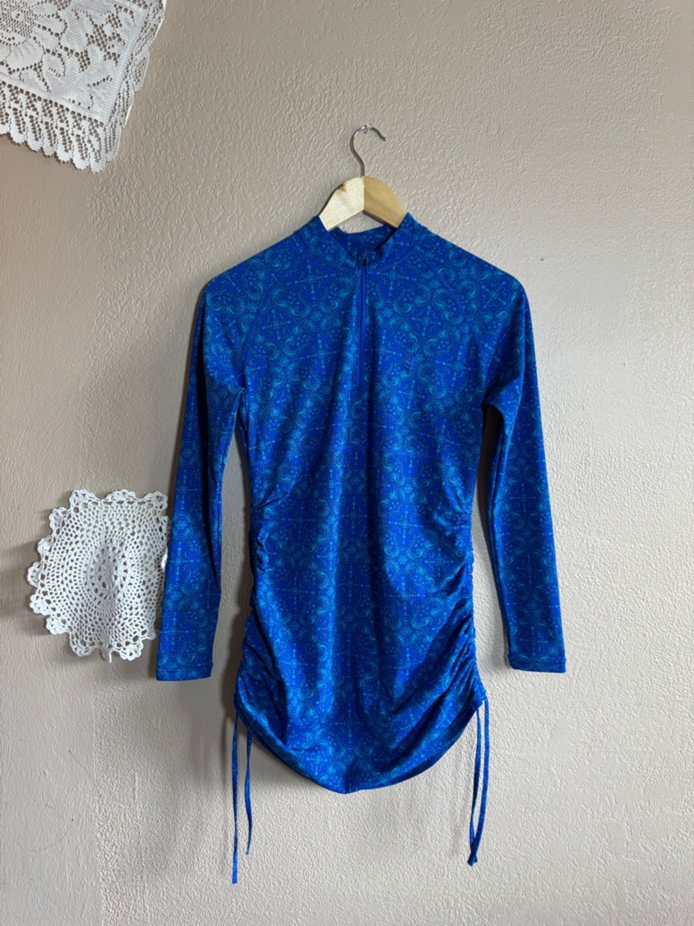 Coolibar |Women Long Sleeve Swim Shirt UPF 50+ Protective Ruched Sides| Size S